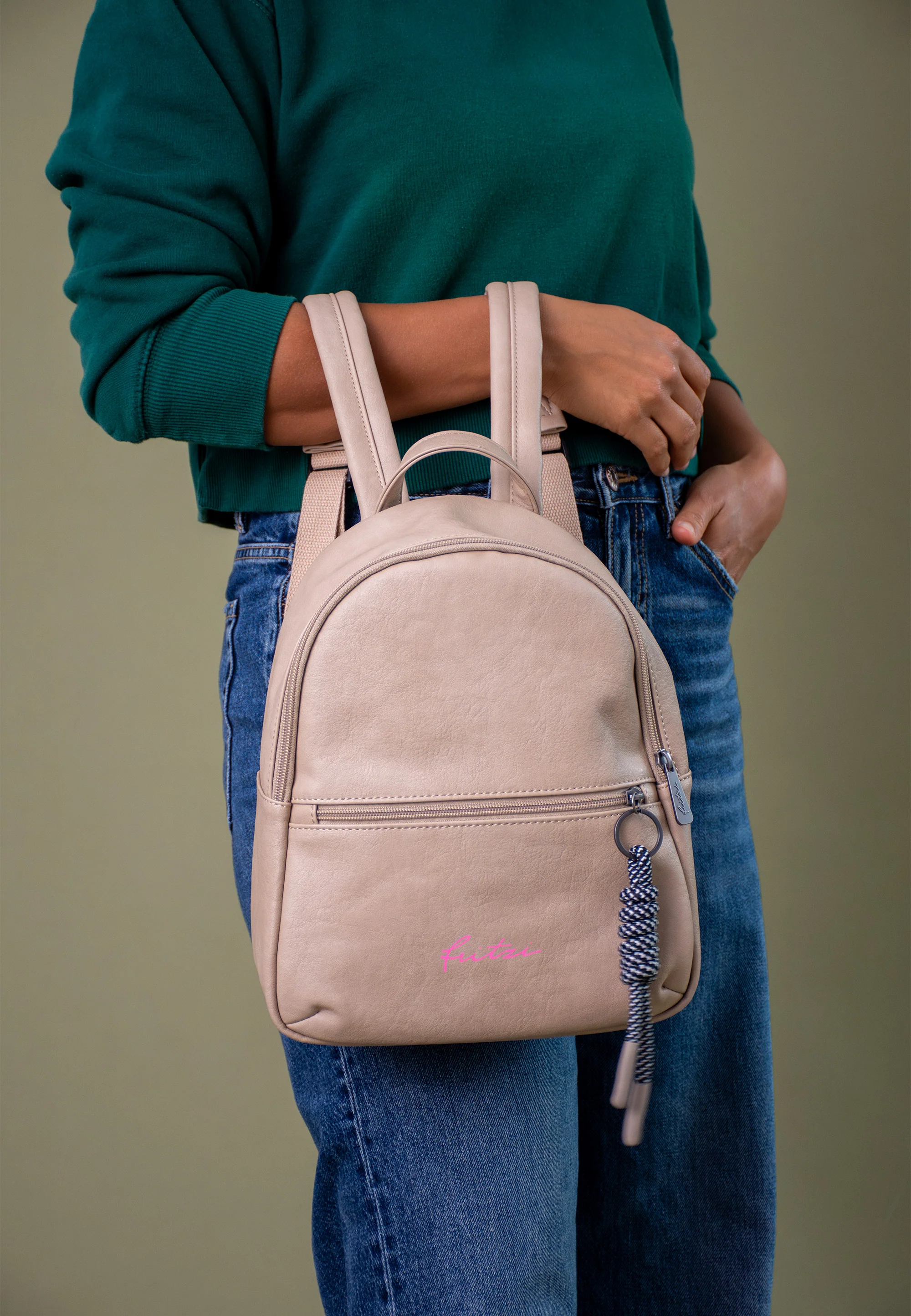 Backpack Lou - Image 12