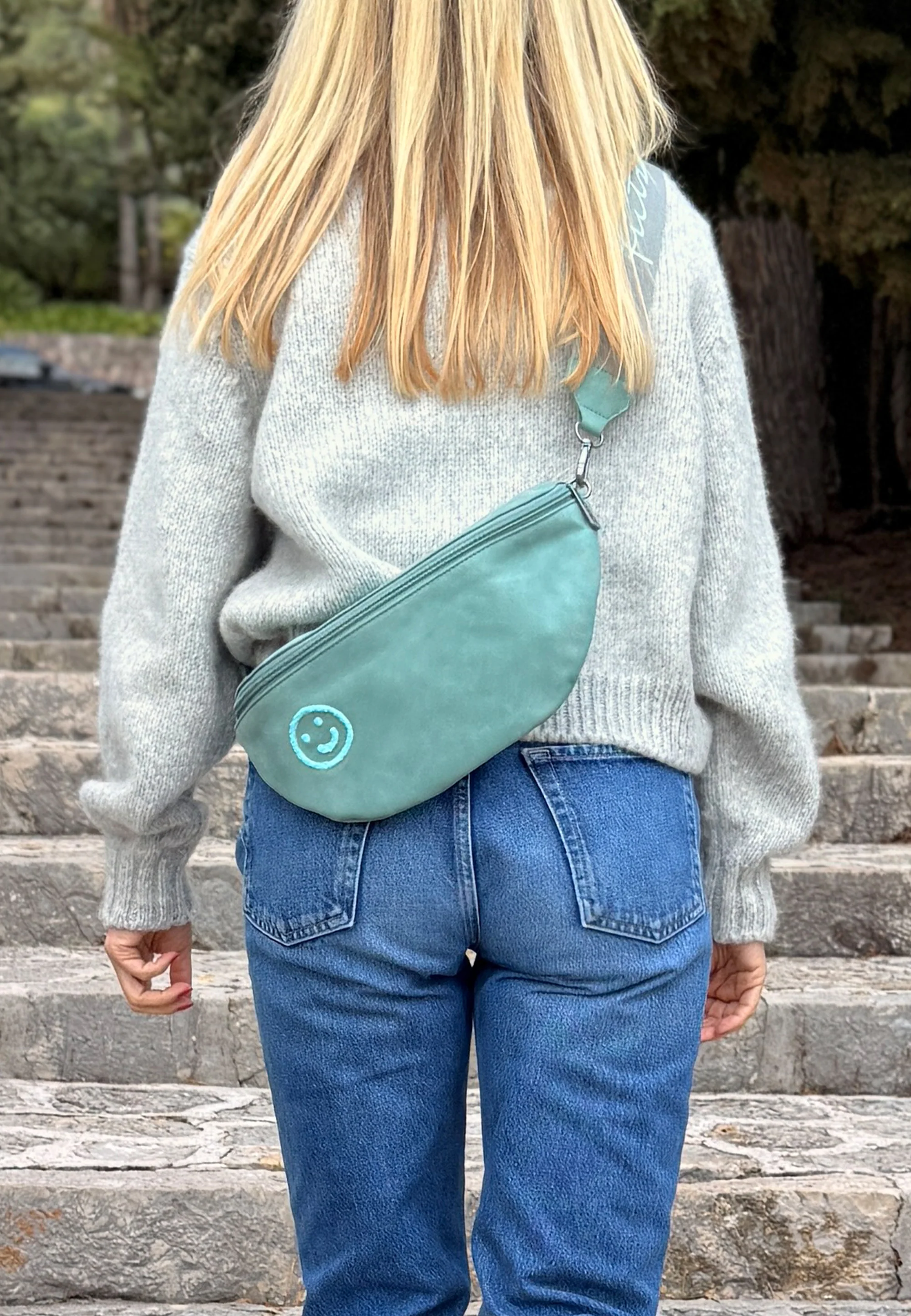 Bum Bag Medium | Limited Smile - Image 16