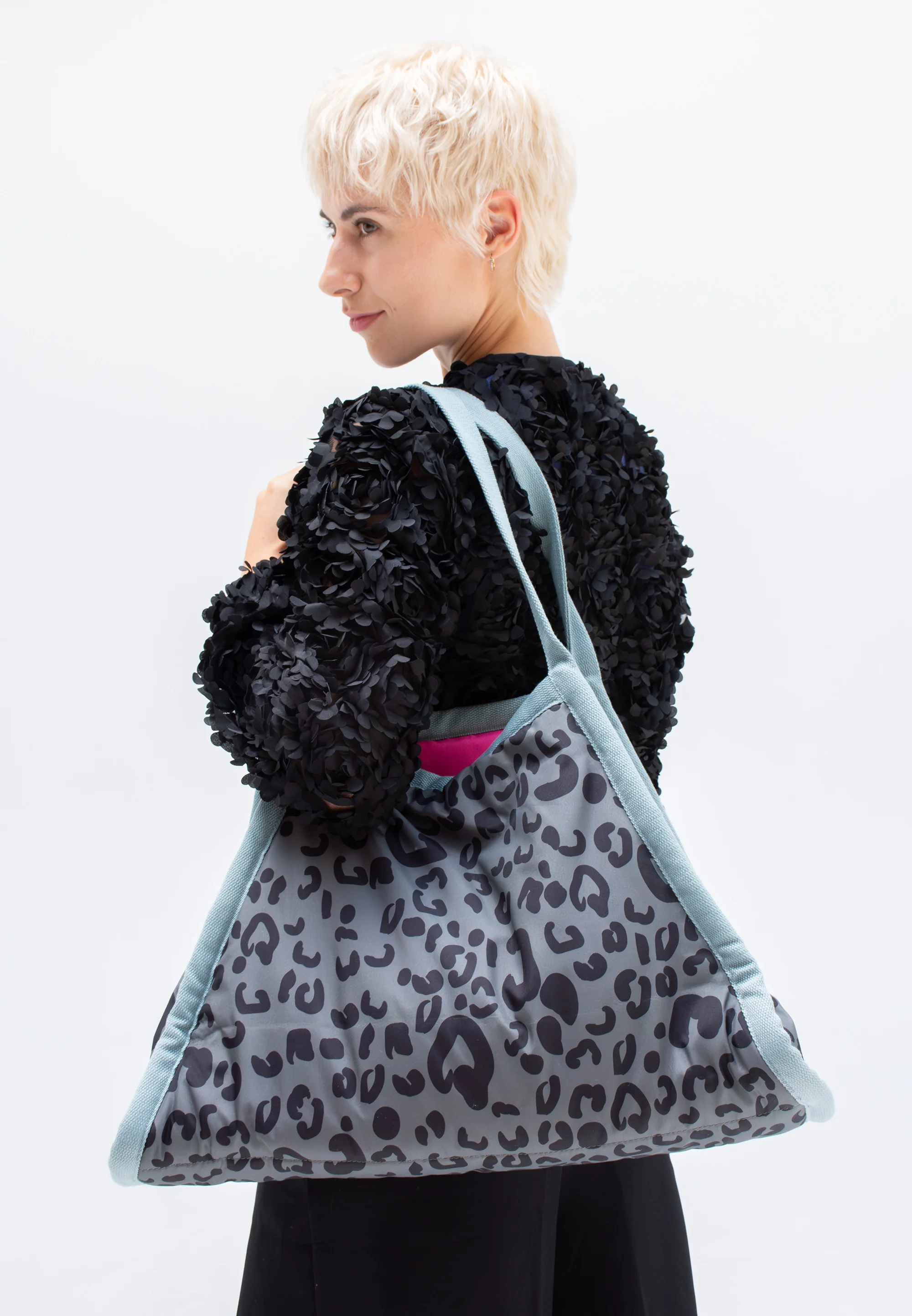 Ini Shopper Leo - Image 15