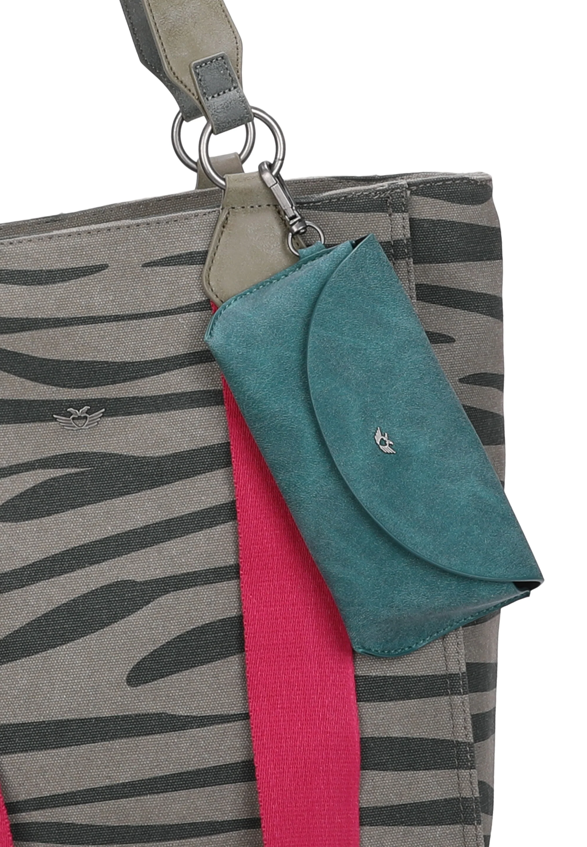 Izzy02-Zebra - Image 9