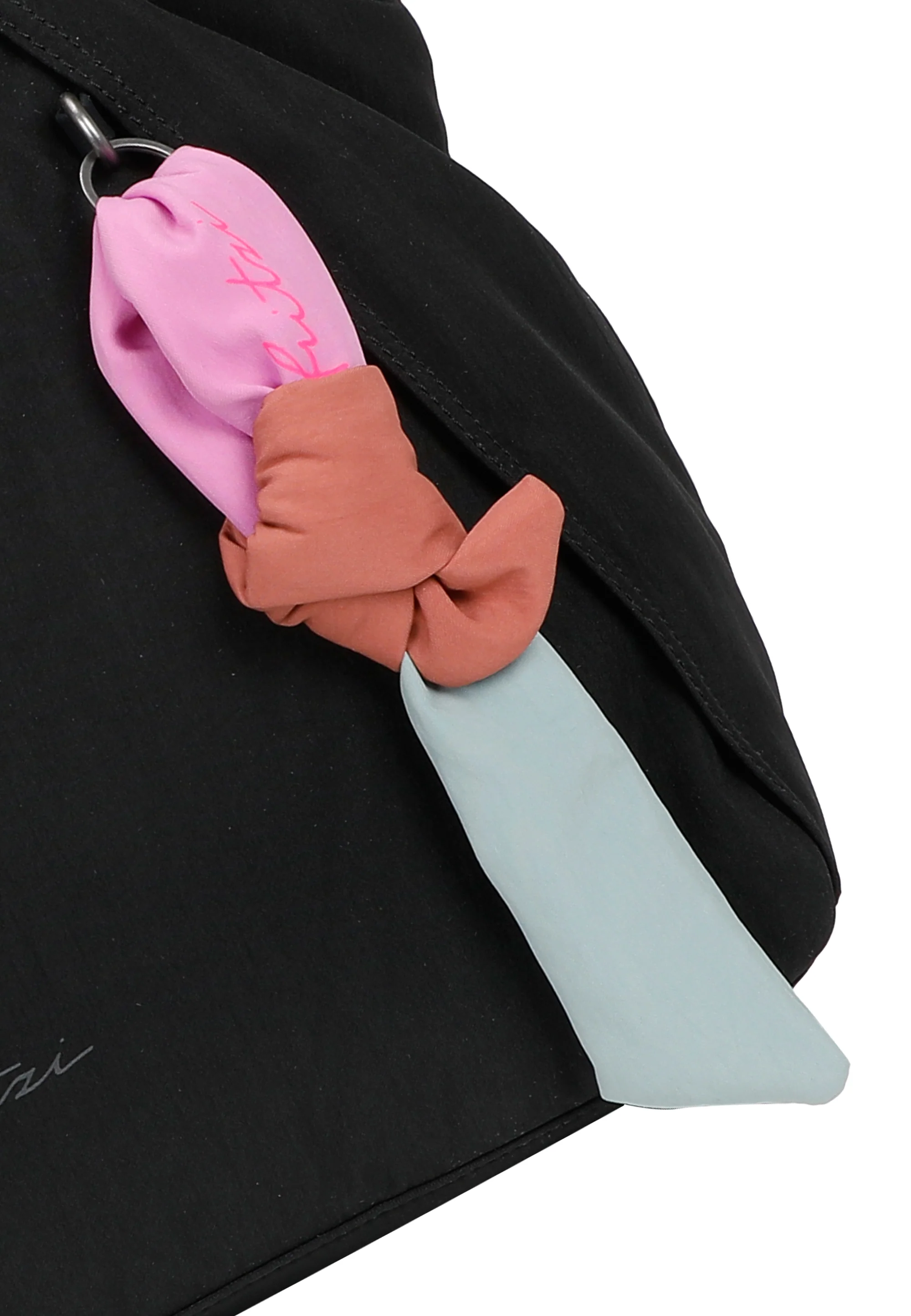 Slouchy - Image 11